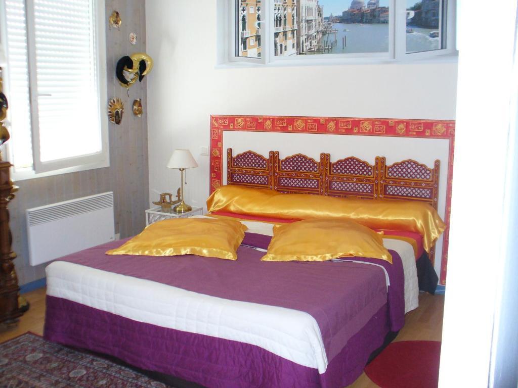 Saint-Denis-de-Pile Chambre D'Hotes Dyrslot B&B 객실 사진