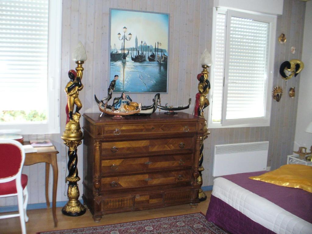 Chambre D'Hotes Dyrslot Saint-Denis-de-Pile 객실 사진